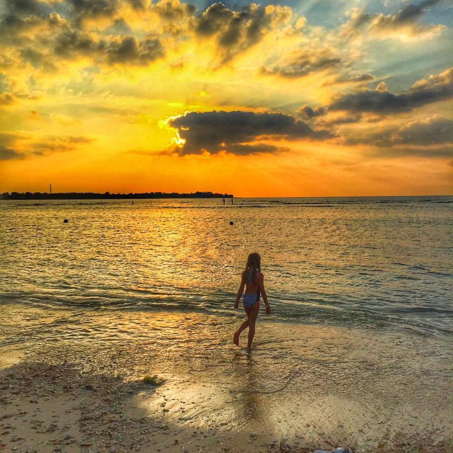 Puri Air Beach Resort & Spa Gili Air Bagian luar foto