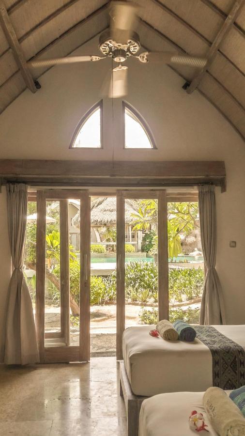 Puri Air Beach Resort & Spa Gili Air Bagian luar foto
