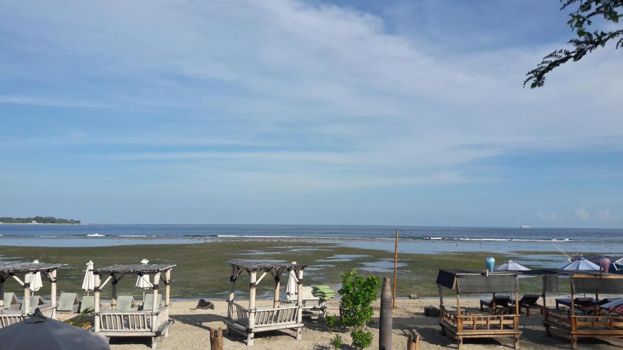 Puri Air Beach Resort & Spa Gili Air Bagian luar foto