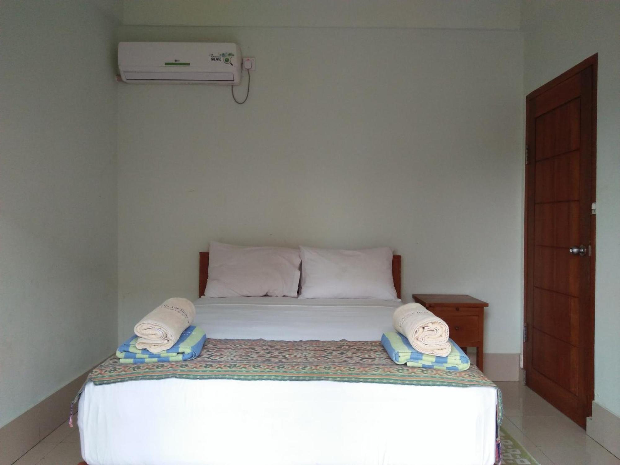 Puri Air Beach Resort & Spa Gili Air Bagian luar foto